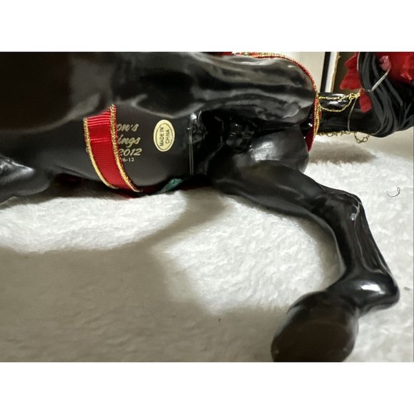 Traditional Breyer 2012 Christmas Holiday Horse Noche Buena Ethereal - Picture 10 of 10